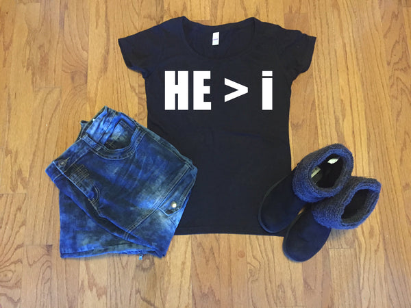 HE>I T-Shirt - Peachy Brass